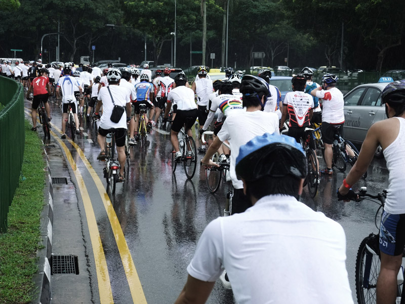 raining at Nicoll Highway